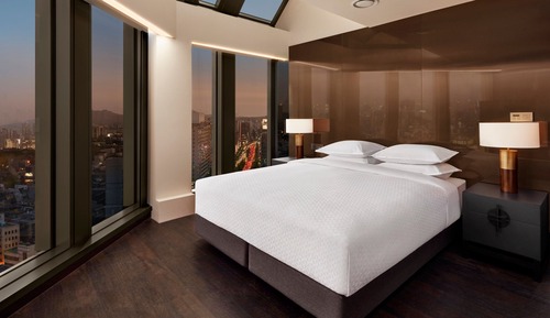 Penthouse, 1 King Bed, City View