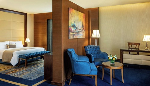 Grand Room, 1 King Bed, City View