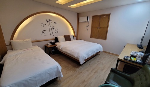 Standard Room, Multiple Beds