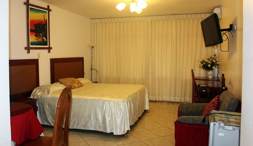 Double Room, 1 King Bed