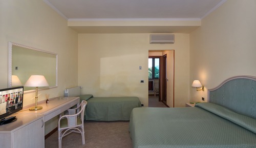 Comfort Quadruple Room