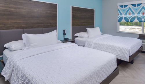 Room, 2 Queen Beds