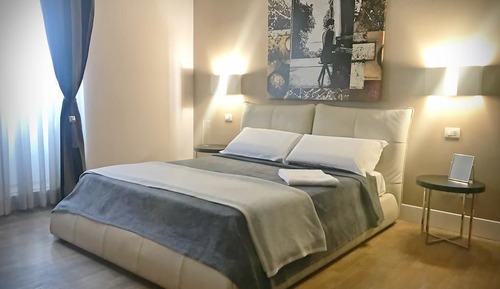 Superior Room, 1 Queen Bed, Jetted Tub