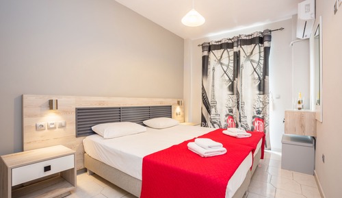 Junior Suite, Pool View