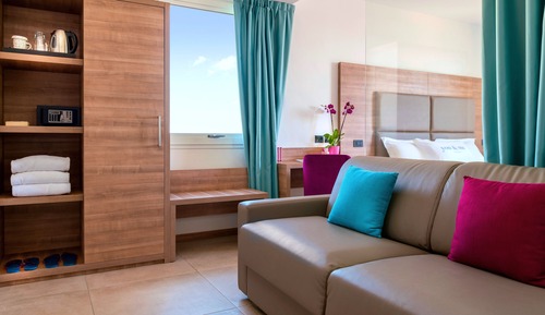 Suite, Balcony, Sea View and Jacuzzi