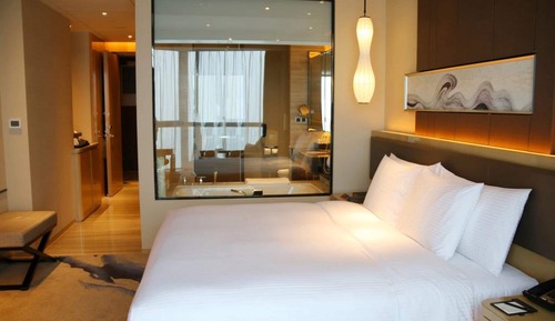 Executive King Room