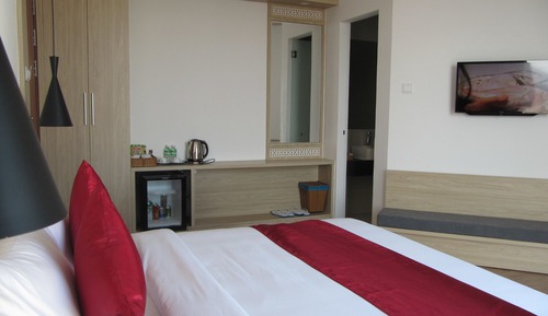 Suite, 1 King Bed, Sea View