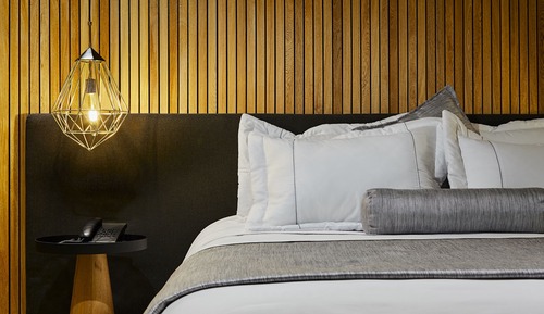 Junior Suite, 1 King Bed, Jetted Tub, Mountain View
