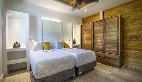 Deluxe Apartment, 2 Bedrooms, Kitchen, Mountain View