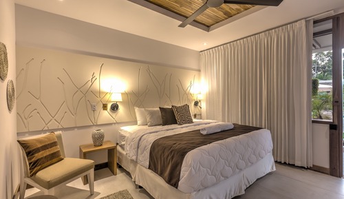 Double Room, 1 King Bed