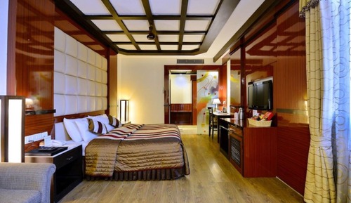 Royal Suite