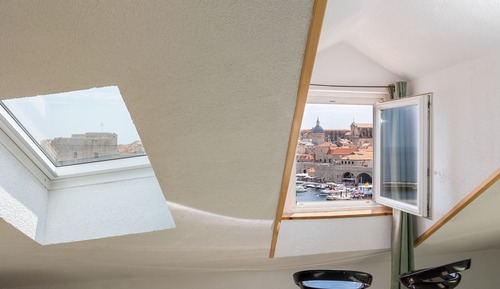 City Condo, Sea View, Sea Facing