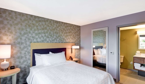 Studio, 1 Queen Bed, Non Smoking