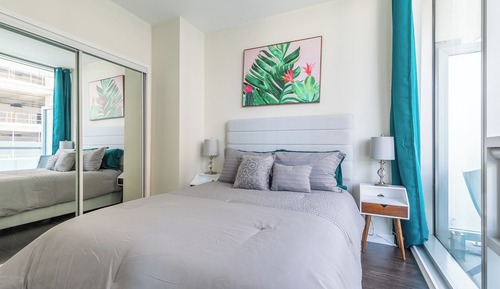 Romantic Apartment, 1 Bedroom, Balcony, Lake View