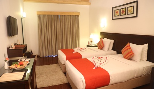 Deluxe Room, 1 Double Bed, Valley View
