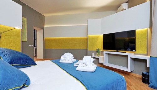 Design Suite, 1 King Bed