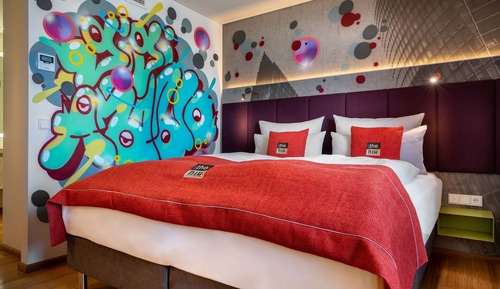 Premium Room, 1 Queen Bed