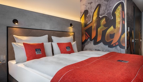 Standard Room, 1 Queen Bed, Accessible