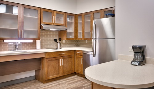 Suite, 1 Bedroom, Accessible, Kitchen (Comm Accessible)