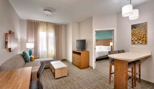 Suite, 1 Bedroom, Accessible, Kitchen (Comm Access)