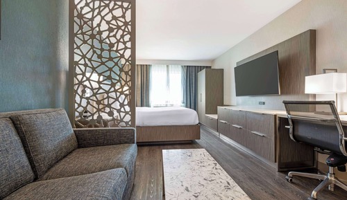Suite, 1 King Bed, Non Smoking, Refrigerator & Microwave