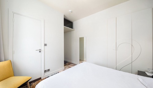 Basic Room, 1 Queen Bed, City View (Room #2)