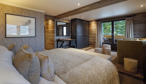 Superior Room, 1 King Bed (Lodge Room)