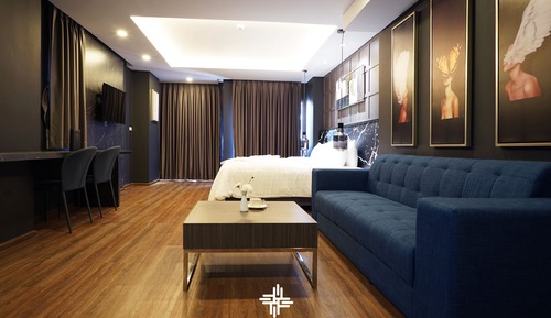 Deluxe Room, Bathtub