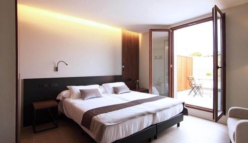 Twin Room, Terrace