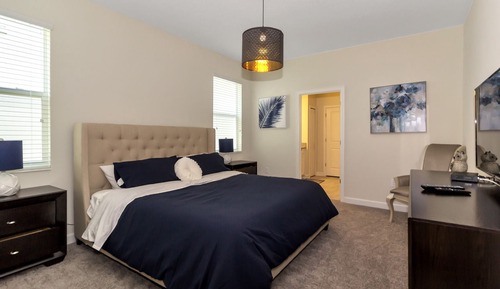 Family House, 8 Bedrooms