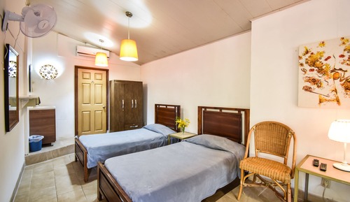 Standard Quadruple Room, Multiple Beds, Non Smoking