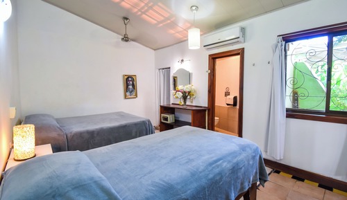 Economy Triple Room