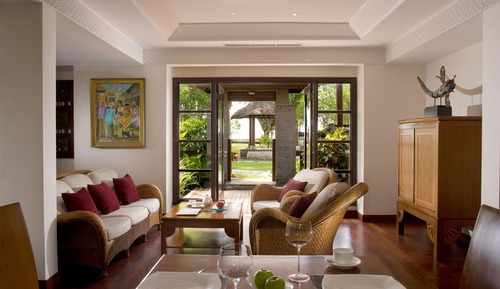 Executive Villa, Beach View (Free Return Airport Transfer)