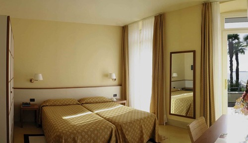 Classic Double Room, Balcony, Lake View
