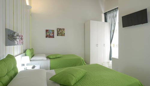 Business Room, City View