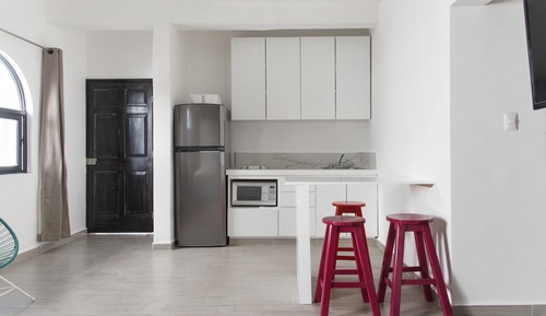 Signature Studio, 1 King Bed, Kitchen