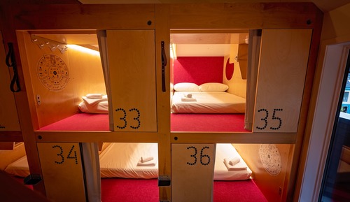Front-entry Pod - Couples