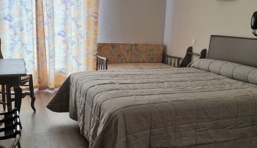Superior Double or Twin Room, Air conditioning