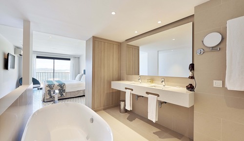 Duplex, Sea View