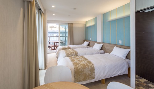 Superior Studio, 3 Twin Beds, Terrace