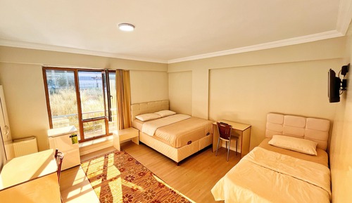 Standard Twin Room, 3 Bedrooms