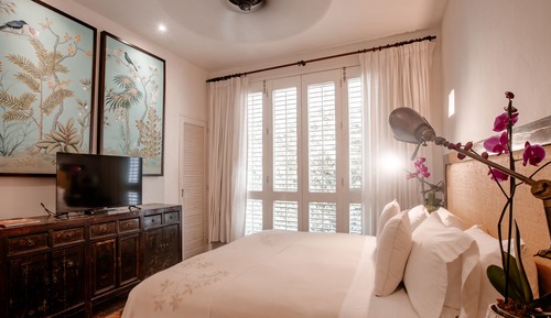 Classic Room, 1 King Bed