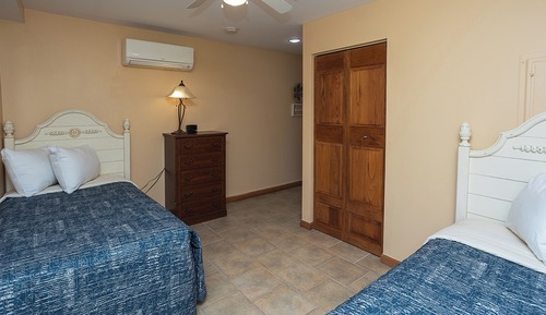 ADA Twin Suite 3