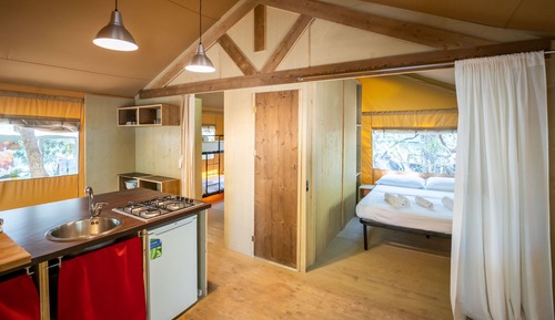 Tent (Country Lodge 6 Adults)
