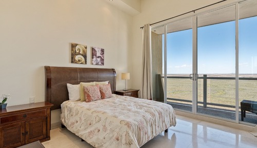 Panoramic Condo, 4 Bedrooms