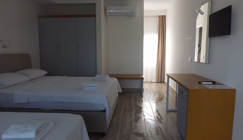 Comfort Triple Room, Terrace, Sea View