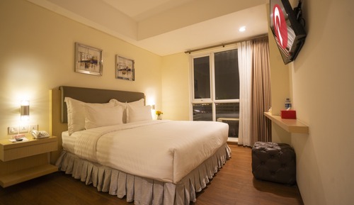 Superior Double Room with Window