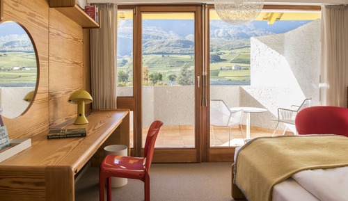 Single Room, Balcony, Lake View
