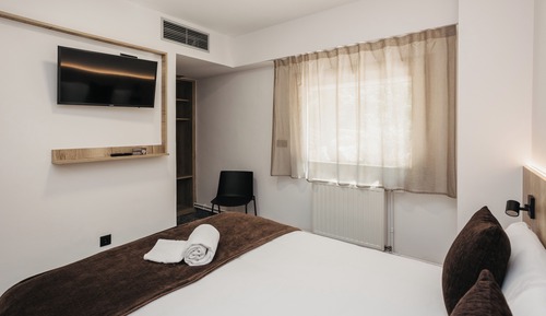 Basic Double Room