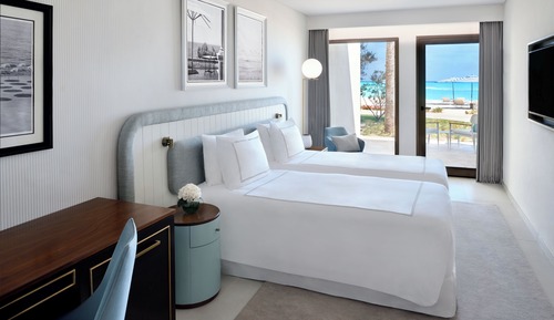 Deluxe Room Beach Access